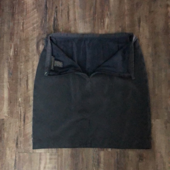 🪷 5/$10 🪷 Banana Republic Skirt. Clip is missing - Picture 3 of 6